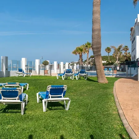 Cozy Beachfront 2br With Terrace, Pool And Garage Sitio de Calahonda